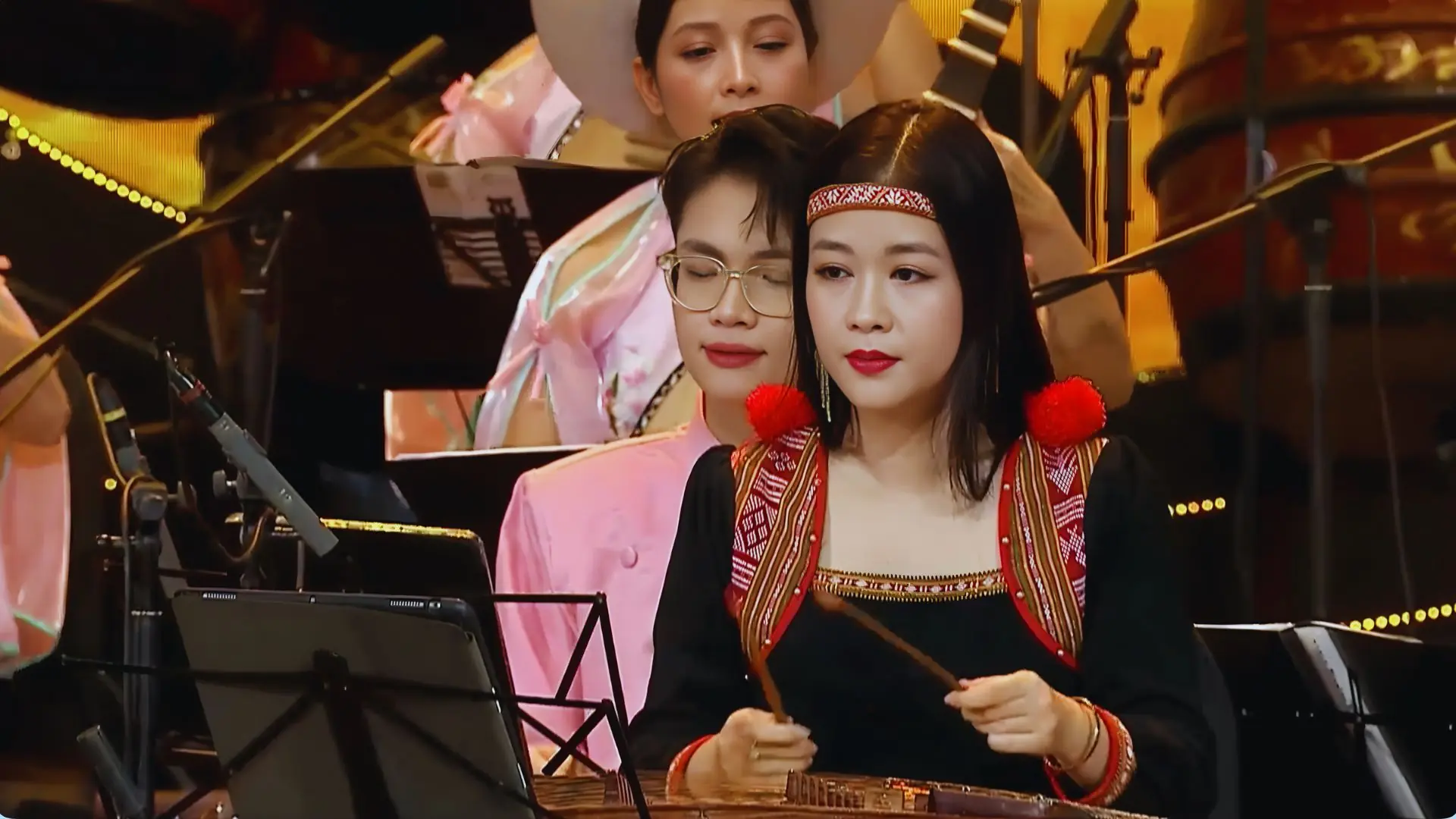 Trở về đất mẹ